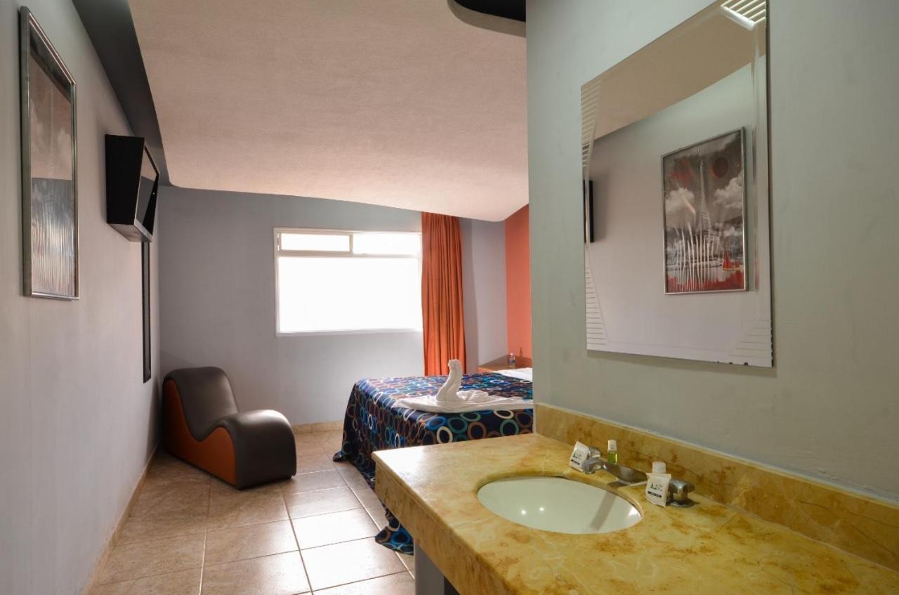 Motel Venecia Momoxpan Exterior foto